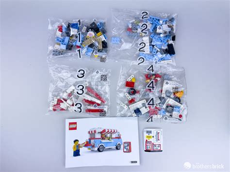 LEGO Icons 40681 Retro Food Truck - TBB Review - AZ39W6-3 - The Brothers Brick | The Brothers Brick