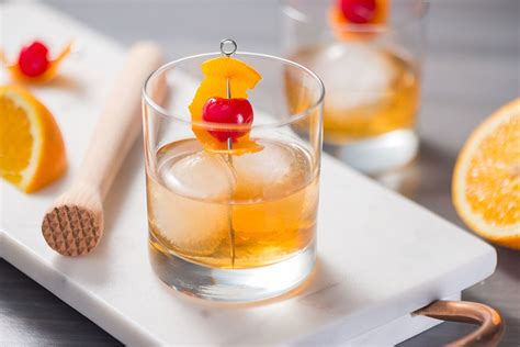 The Classic Whiskey Old-Fashioned Cocktail Recipe