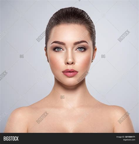 Front Portrait Woman Image & Photo (Free Trial) | Bigstock