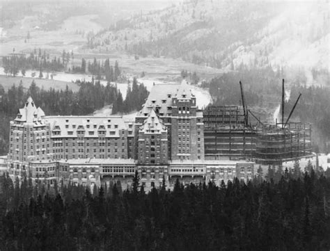 The Fascinating History of the Banff Springs Hotel – Park Pilgrim