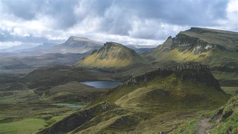 The Quiraing. Isle of Skye, Scotland. [OC] [7952 × 4473] : r/EarthPorn