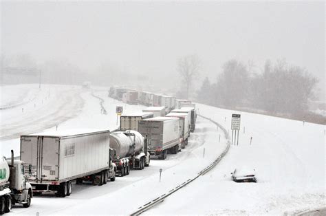 Massive Early Snowstorm Pummels East Coast - Breaking Weather