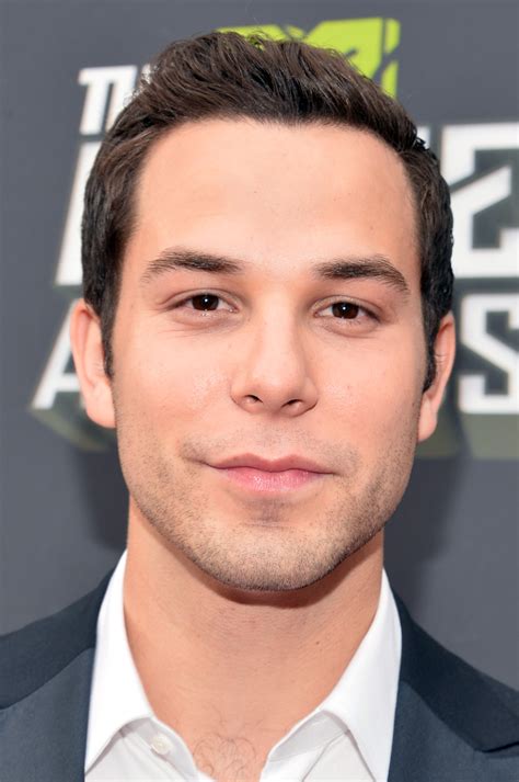 Skylar Astin - IMDbPro