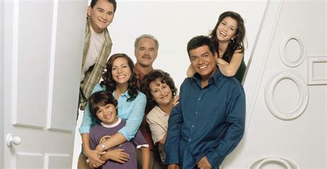 George Lopez Season 2 - watch full episodes streaming online