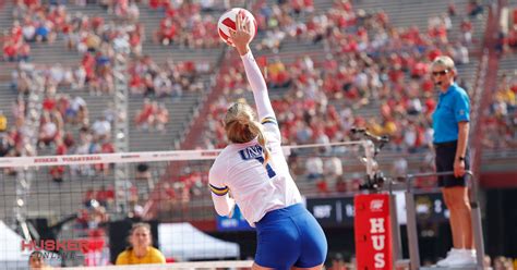 Photo Gallery: Volleyball Day in Nebraska in Memorial Stadium