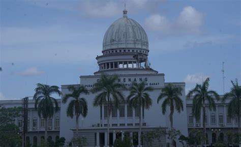 Takut Gempa Lombok, ASN di Gedung Putih Mengungsi | Tagar