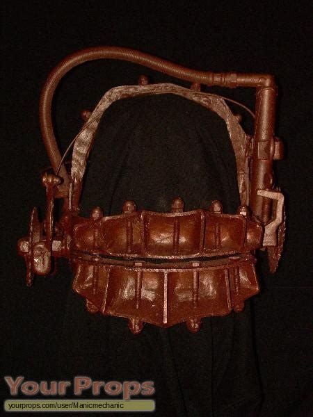 Saw Reverse Bear Trap from SAW replica movie prop