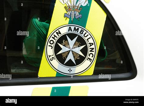 St john ambulance logo hi-res stock photography and images - Alamy