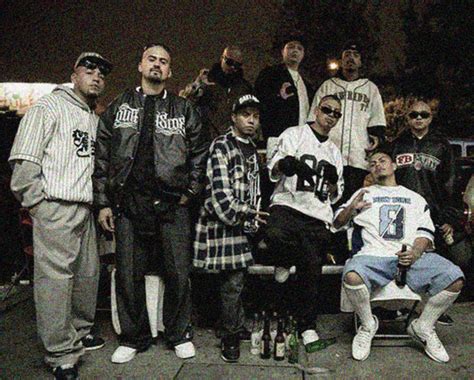 Tribus Urbanas (Cholos) – Castle – Medium