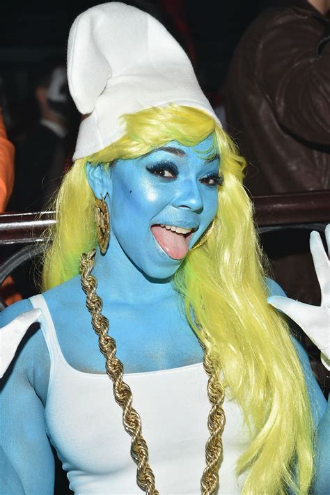 The 31 Best Celebrity Halloween Costumes Of All Time | Celebrity halloween costumes, Best ...