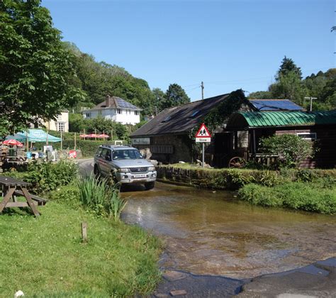 Parkmill, Swansea (Abertawe) - area information, map, walks and more