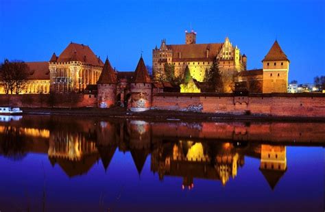 Zamek w Malborku | The Malbork Castle Museum | Malbork castle, Castle ...