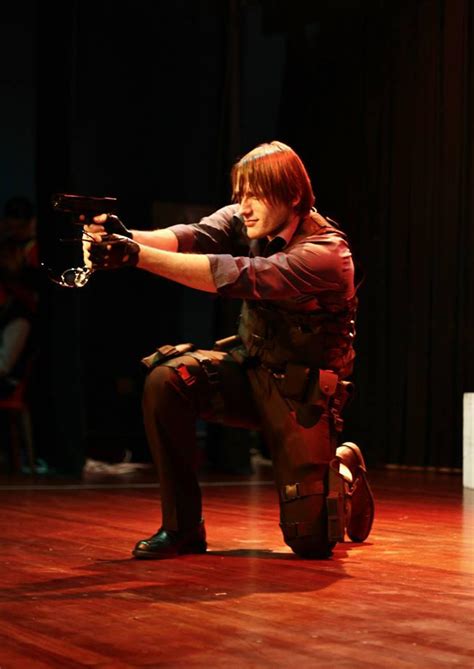 Leon cosplay - RE6 by PedroCampello on DeviantArt