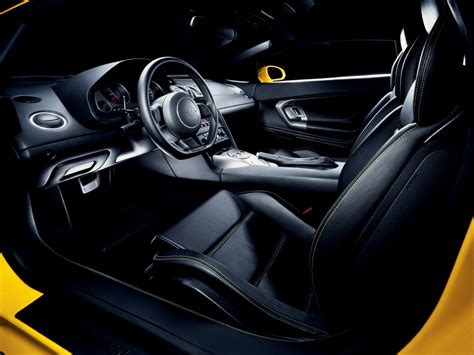 SPORTS CARS: lamborghini murcielago interior