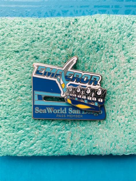 Emperor SeaWorld San Diego Pass Member Slider Pin | Sea world, Seaworld ...