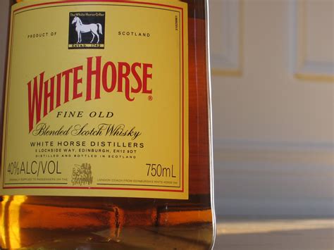 Jason's Scotch Whisky Reviews: Review: White Horse Blended Scotch Whisky