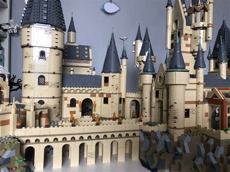 MOC: System Scale Hogwarts Castle - LEGO Licensed - Eurobricks Forums in 2021 | Lego hogwarts ...