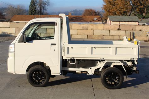 2023 Daihatsu Hijet HD Dump, Automatic in White - Mini Trucks Northwest