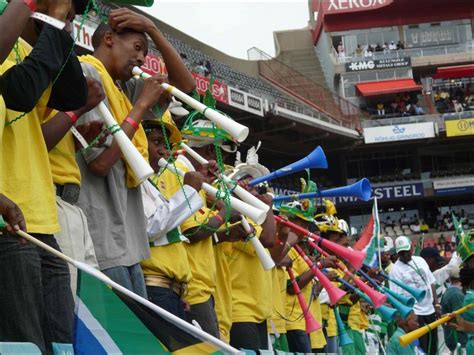 Vuvuzela: Love it or ban it