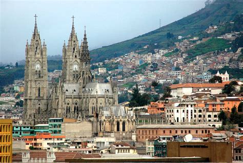 Quito Ecuador, Middle of the World City - Bucket List Ecuador Travel