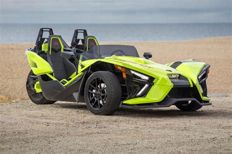 2021 Polaris Slingshot First Ride Review - GearOpen.com