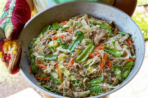 Where to Eat the Best Pancit in the World? | TasteAtlas