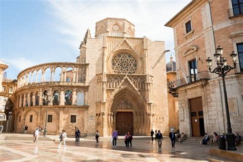 Valencia Cathedral: The Holy Grail, Miguelete + More