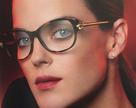 See How Luxury Jewelry and Watches Influence Cartier Eyewear