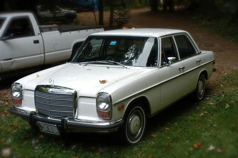 1972 Mercedes-Benz 220 - Information and photos - MOMENTcar