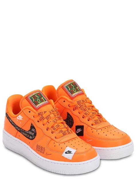 Nike Air Force 1 Just Do It Sneakers in Orange for Men - Lyst