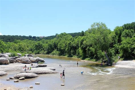 11 Awesome Things To Do in Glen Rose, Texas - TWO WORLDS TREASURES