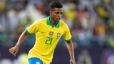 Rodrygo repite con Brasil bajo el plan de Tite