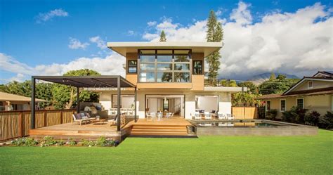 A Sleek New Maui Beach House is Designed for Endless Enjoyment - Hawaii Home + Remodeling