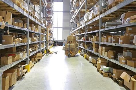 Different Types of Warehouse Shelving and Advantages in Installing on ...