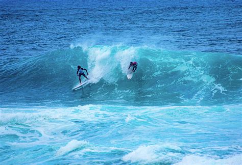 Banzai Pipeline 40 Photograph by Anthony Jones - Fine Art America