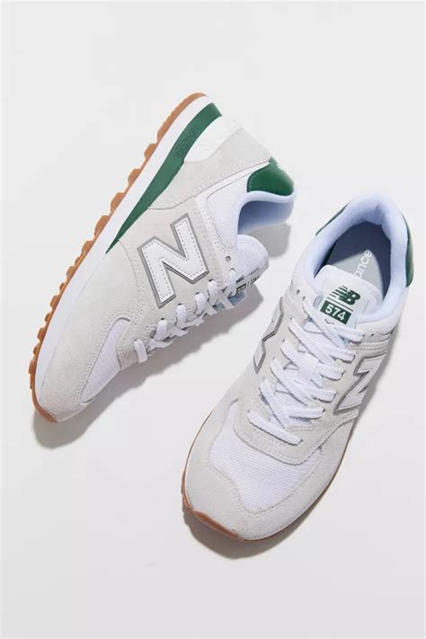 New Balance 574 Vintage Sneaker | Urban Outfitters