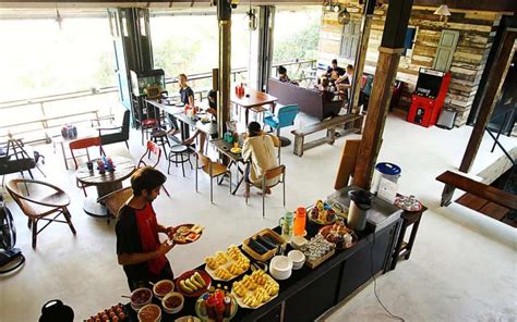 5 Best Hostels in Bangkok for Solo Travelers, Party & Chill