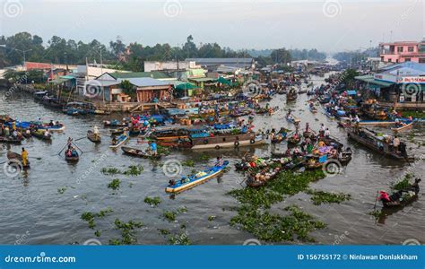 Floating Market in Southern Vietnam Editorial Photography - Image of ...