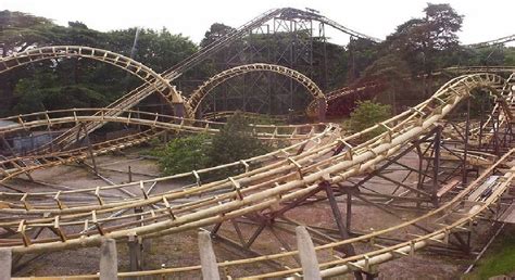 The Corkscrew Ride at Alton Towers Theme Park Staffordshire England in ...