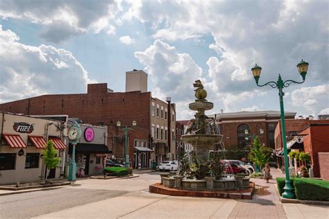 17 Marvelous Things to Do in Clarksville, Tennessee - Periodic Adventures