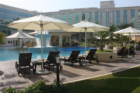 Millennium Airport Hotel Dubai Pool: Pictures & Reviews - Tripadvisor