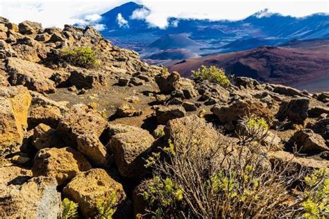 'Haleakala Crater from the Pa Ka Oao Cinder Cone Summit, Haleakala National Park, Maui, Hawaii ...