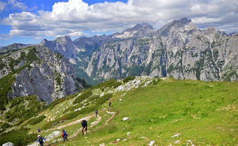 Hiking in Julian Alps - naTOUR BLED