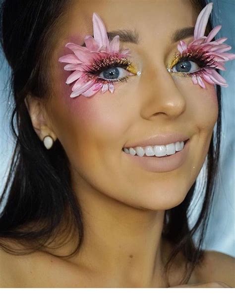 The 25+ best Flower makeup ideas on Pinterest | Gesicht schminken ...