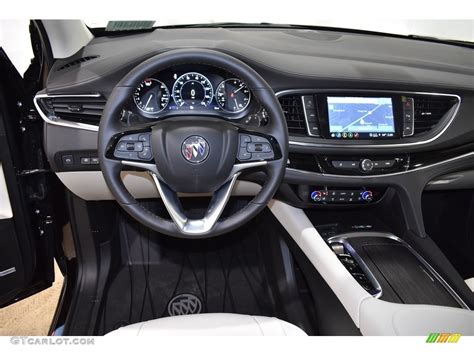 2022 Buick Enclave Avenir AWD Dashboard Photos | GTCarLot.com