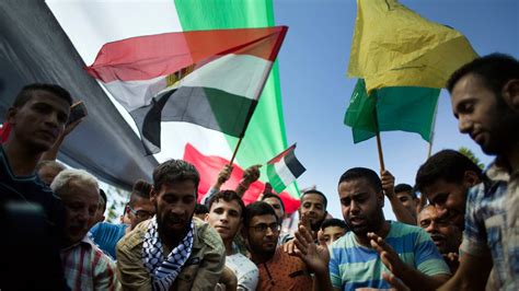 Hamas and Fatah reach "final" agreement over control of Gaza - VICE