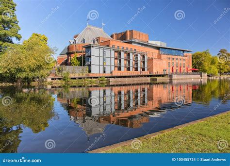 The Royal Shakespeare Theatre, Stratford upon Avon. Stock Photo - Image ...