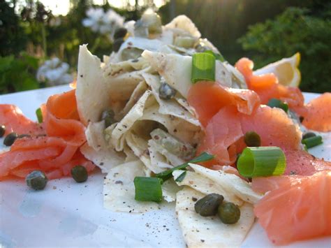 La Chatte Gitane : Celeriac Salad and Smoked Salmon (245 cal) - 5:2