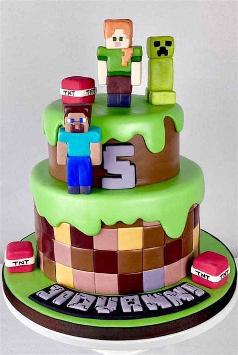 50 Birthday Cake Ideas to Mark Another Year of Joy : Minecraft Cake