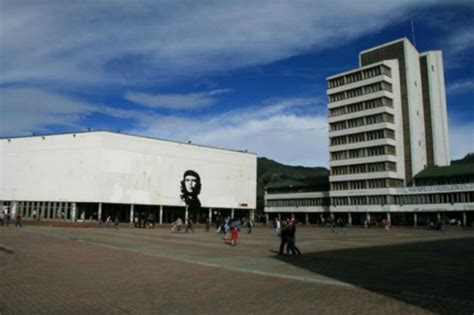 La Universidad Nacional nunca será una universidad de Garaje